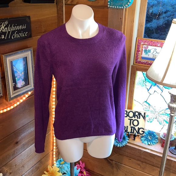 Taylor Marcs PURPLE super soft sweater GORGEOUS color - Picture 2 of 6